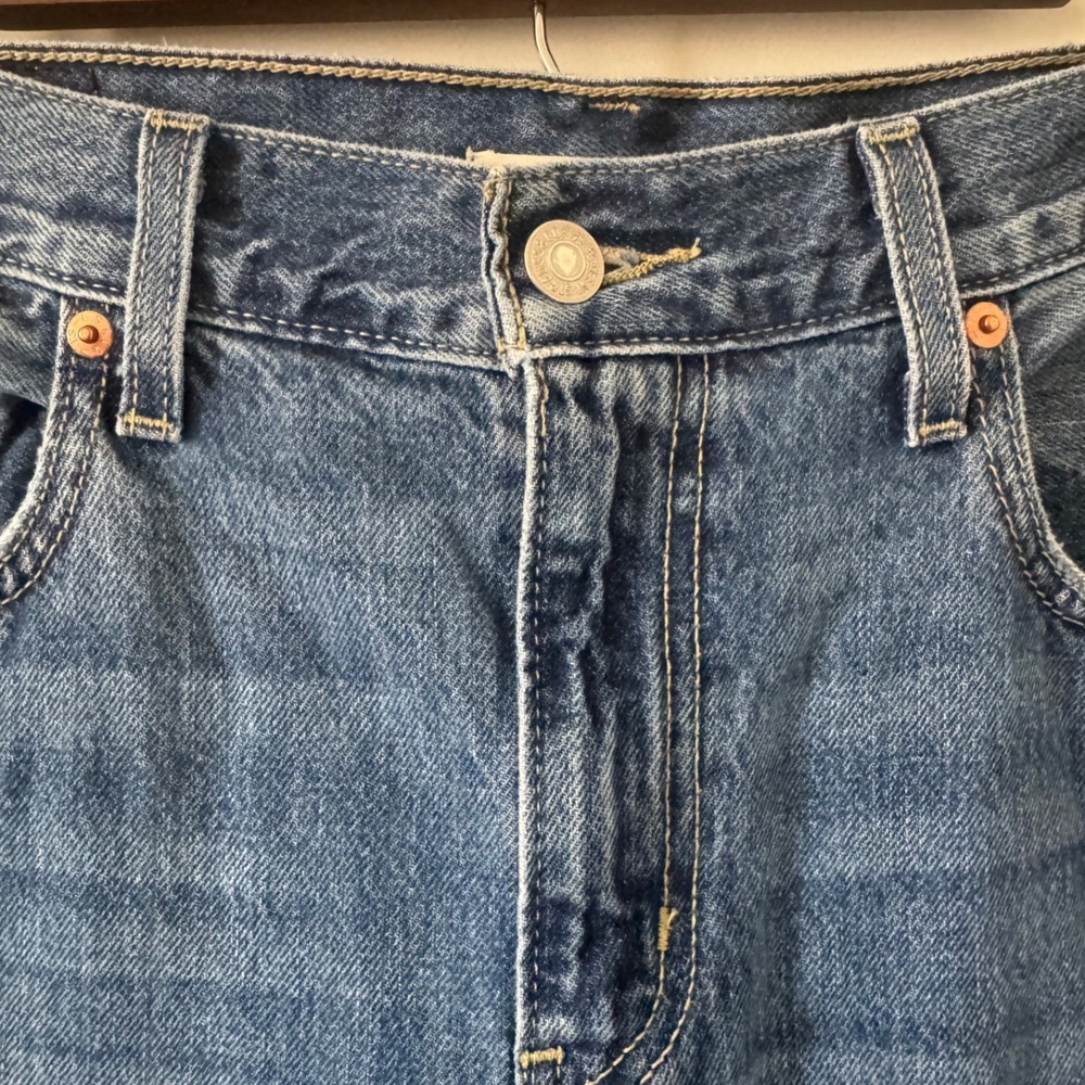 Levis sz 29 Women Blue Low Pro Straight Leg Dark Denim Distressed Baggy Jeans - Picture 5 of 15